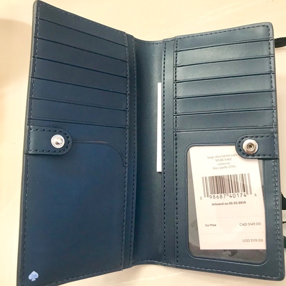 🔆🔆SOLD🔆🔆Kate Spade - Large Slim Bifold Wallet - Picture 2 of 3